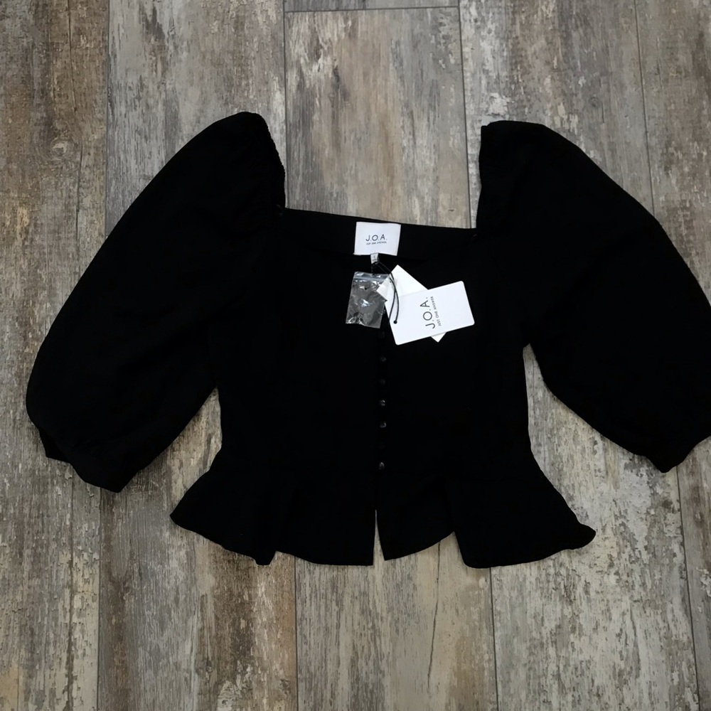 J.O.A. Ruffle Button Up Top - Picture 4 of 6